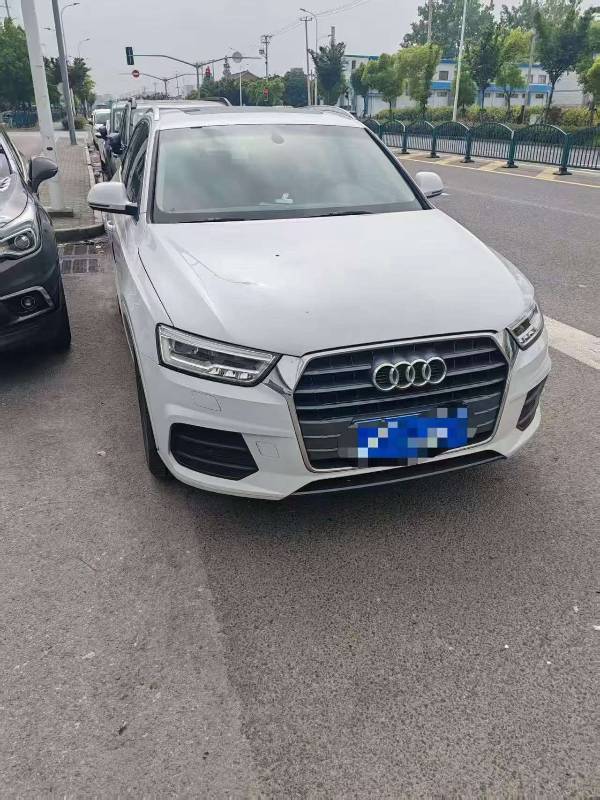 Audi Q3 2018 car image 