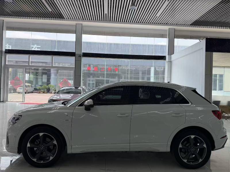 Audi Q3 2022 #3 Audi Q3 2022 car image #3