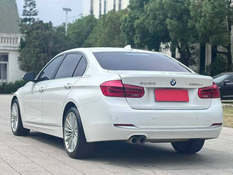 BMW 3 Series 2018 #6 BMW 3 Series 2018 car image #6