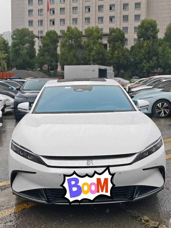 BYD Han 2023 car image #2