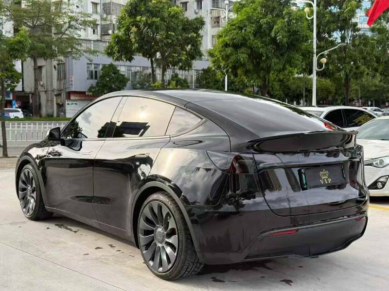 Tesla Model Y 2022 #4 Tesla Model Y 2022 car image #4
