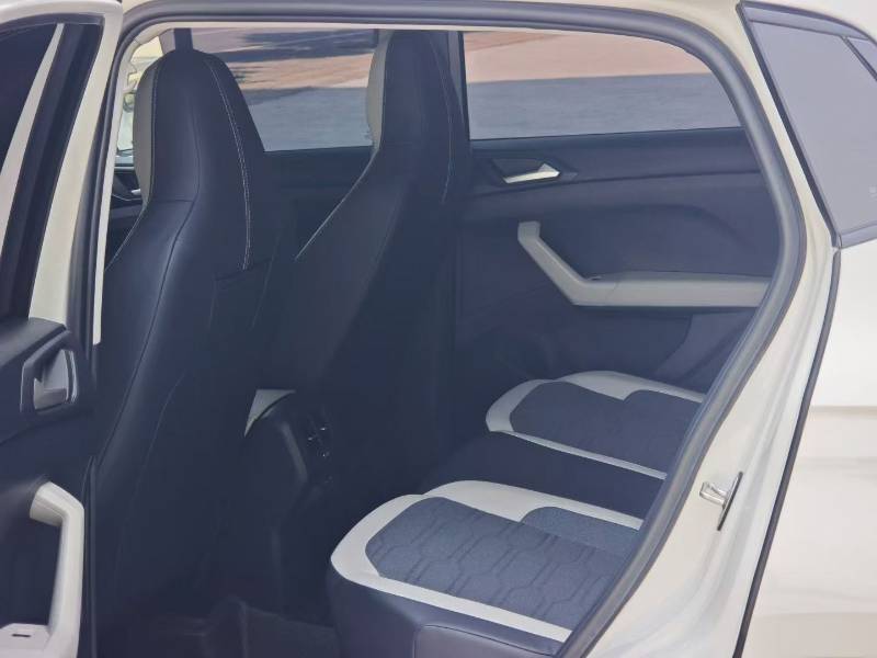 Volkswagen Tharu 2025 car image #5