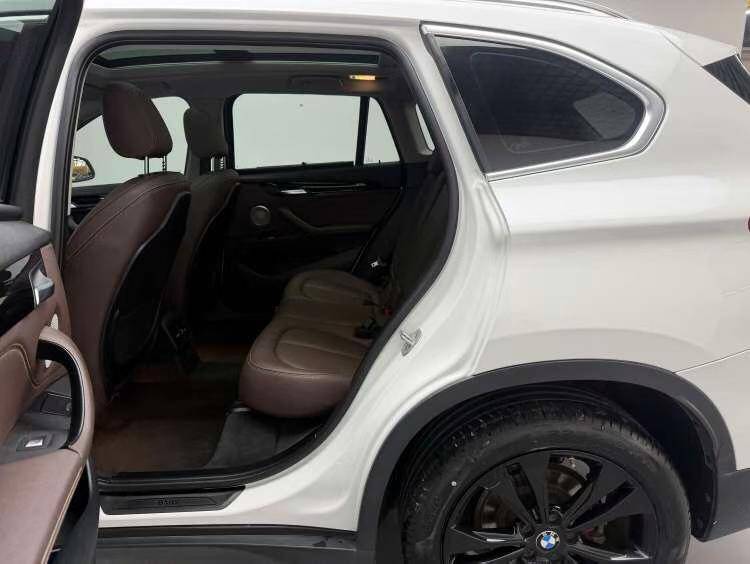 BMW X1 2021 car image #8