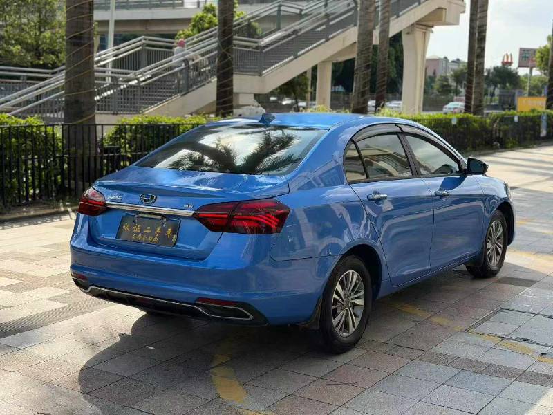 GEELY Emgrand 2019 #4 GEELY Emgrand 2019 car image #4