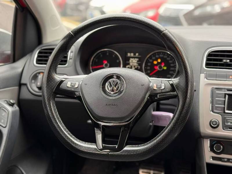 Volkswagen Polo 2015 #2 Volkswagen Polo 2015 car image #2