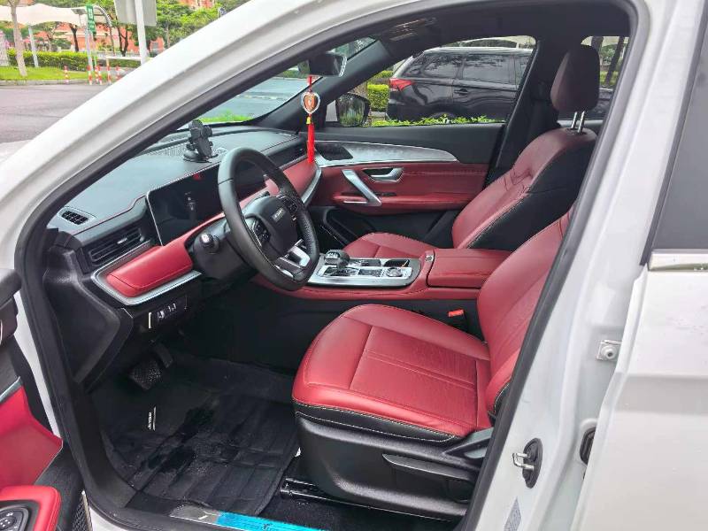 Jetour X70 PLUS 2025 #4 Jetour X70 PLUS 2025 car image #4