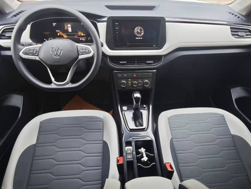 Volkswagen Tharu 2025 car image #4