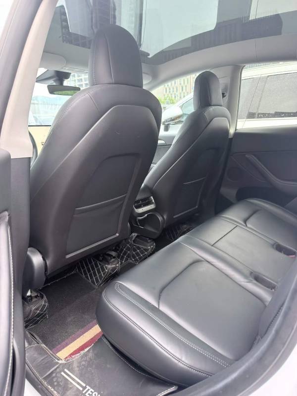 Tesla Model Y 2022 car image #6