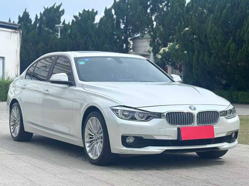 BMW 3 Series 2018 #3 BMW 3 Series 2018 car image #3
