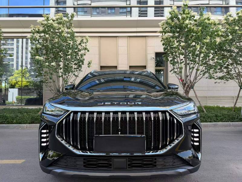 Jetour X70 PLUS 2025 #2 Jetour X70 PLUS 2025 car image #2