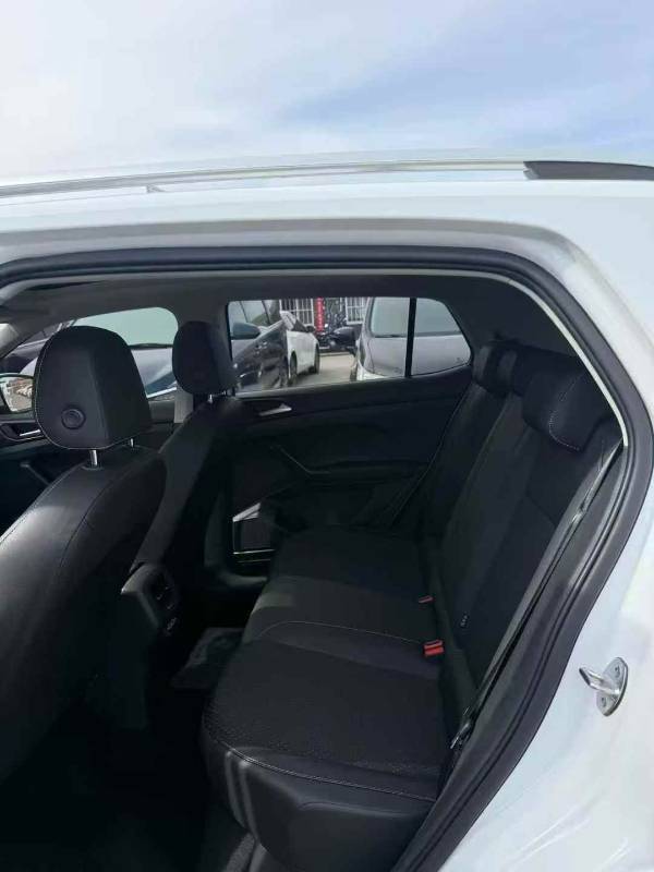 Volkswagen Tacqua 2021 car image #9