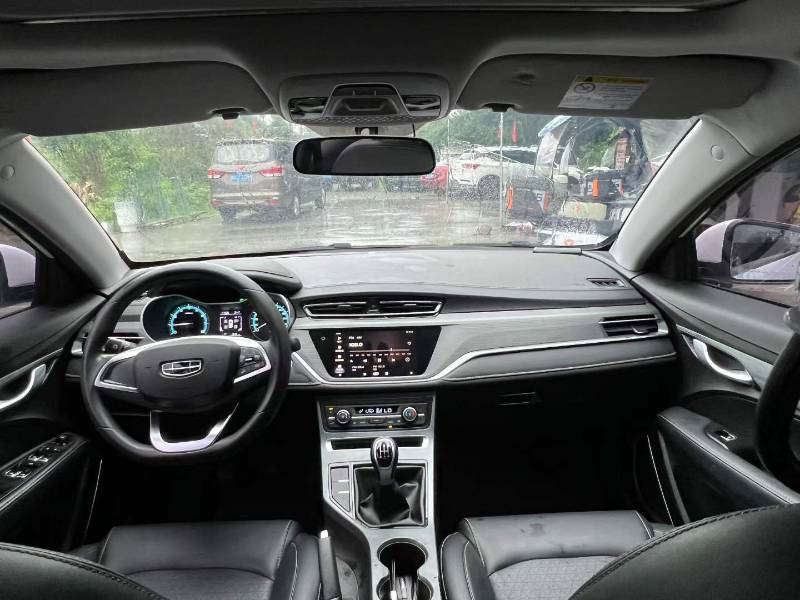 GEELY Emgrand 2021 #8 GEELY Emgrand 2021 car image #8