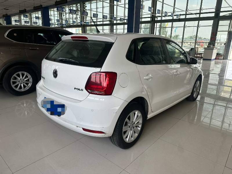 Volkswagen Polo 2015 #4 Volkswagen Polo 2015 car image #4