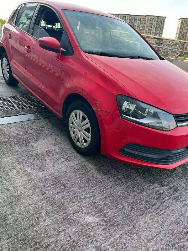 Volkswagen Polo 2017 car image #2