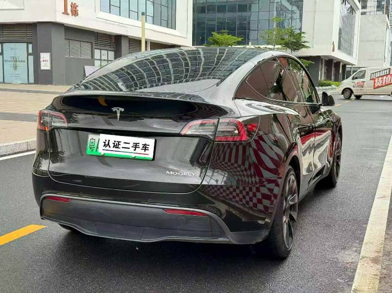 Tesla Model Y 2021 #5 Tesla Model Y 2021 car image #5