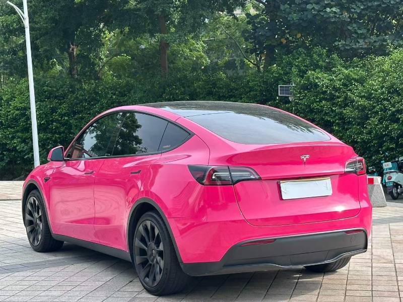 Tesla Model Y 2022 #4 Tesla Model Y 2022 car image #4