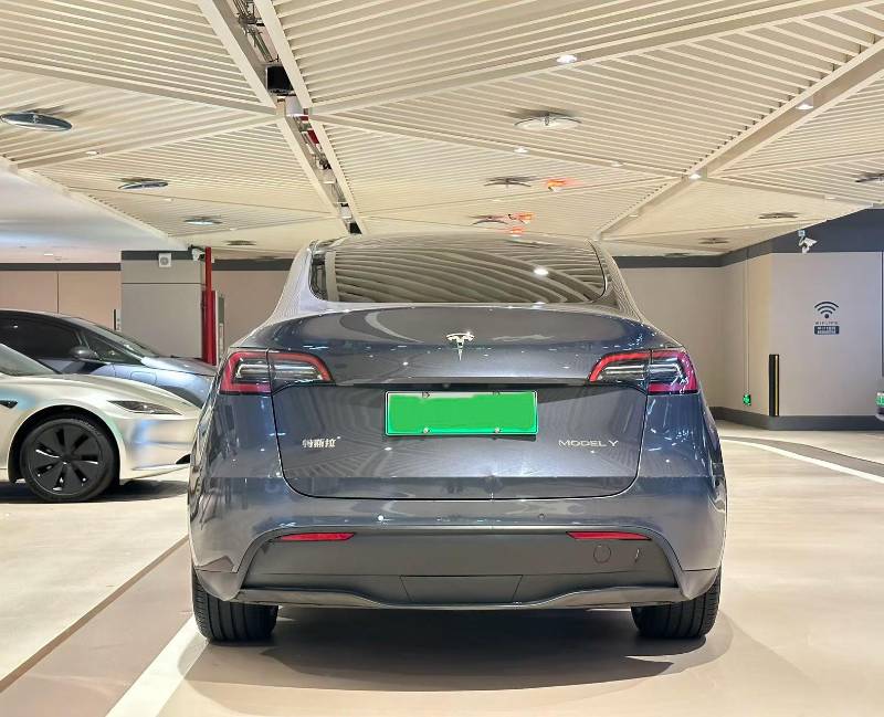 Tesla Model Y 2022 #8 Tesla Model Y 2022 immagine di auto #8