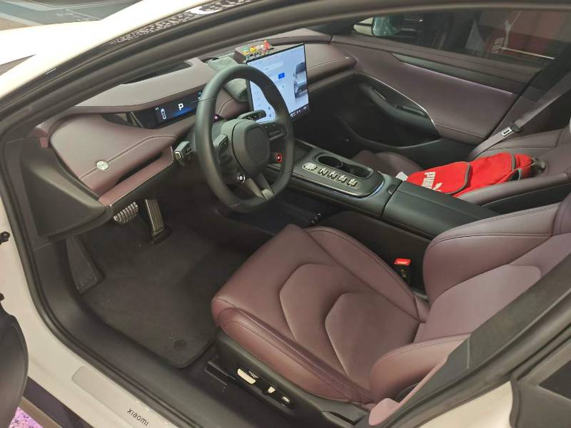 MI SU7 2024 car image #4
