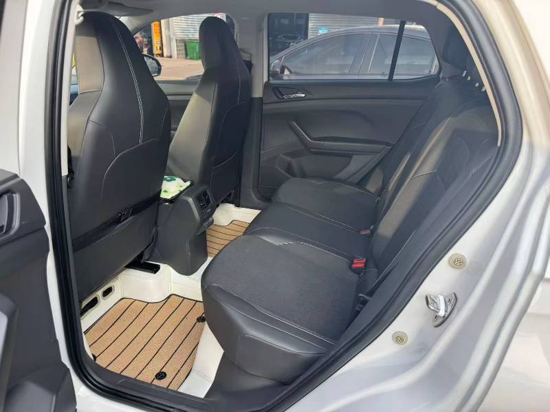 Volkswagen T-Cross 2021 car image #4