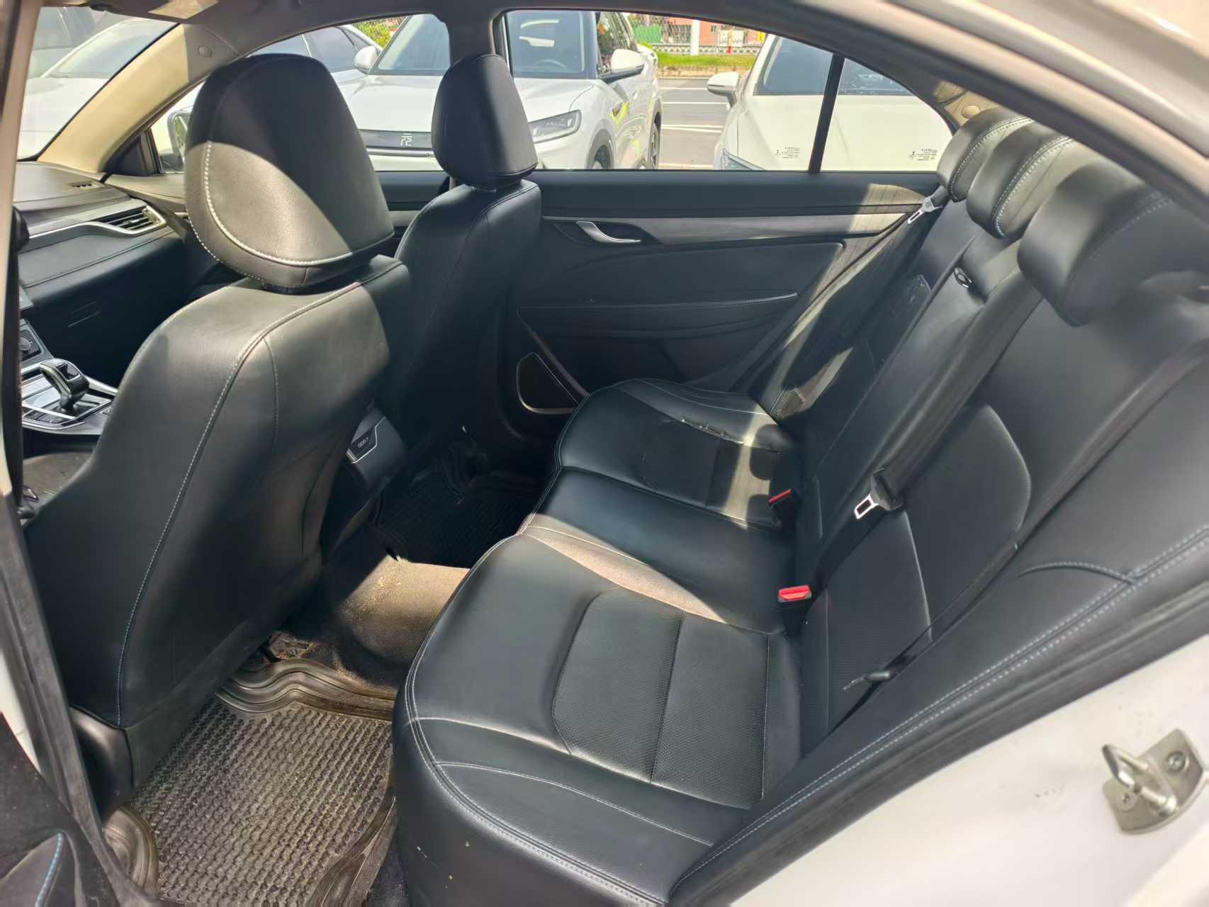 GEELY Emgrand New Energy 2021 صورة سيارة #8