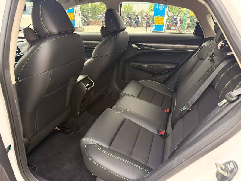 GEELY Binray 2022 car image #5