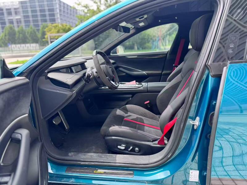MI SU7 Ultra 2025 #4 MI SU7 Ultra 2025 car image #4