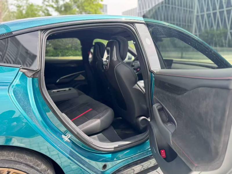 MI SU7 Ultra 2025 #7 MI SU7 Ultra 2025 car image #7