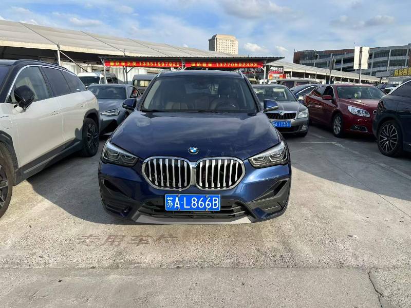 BMW X1 2020 car image 