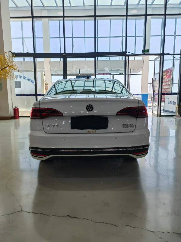 Volkswagen Bora 2025 car image #8
