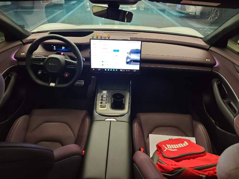 MI SU7 2024 car image #3