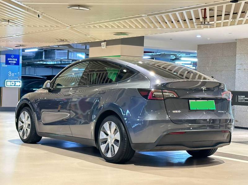 Tesla Model Y 2022 #9 Tesla Model Y 2022 immagine di auto #9