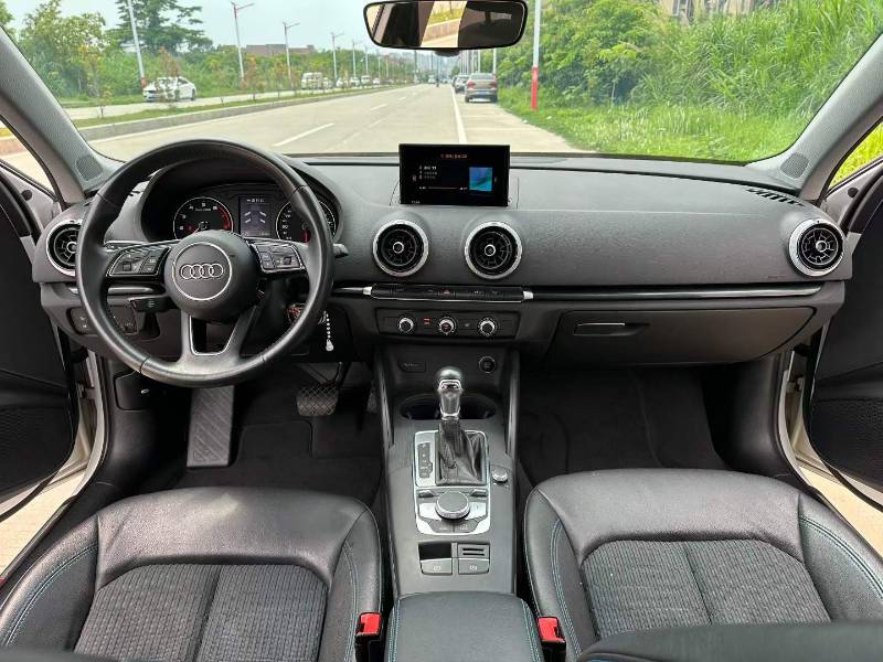 Audi A3 2020 immagine di auto #9