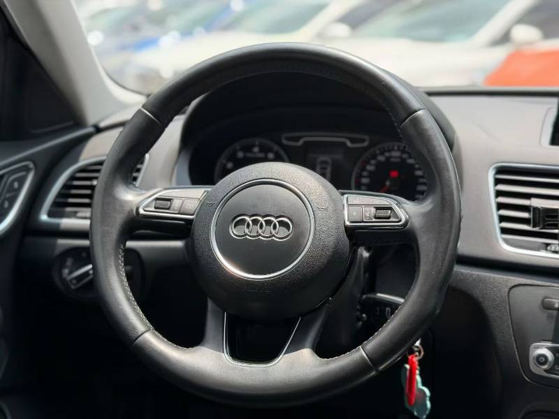 Audi Q3 2014 car image #2