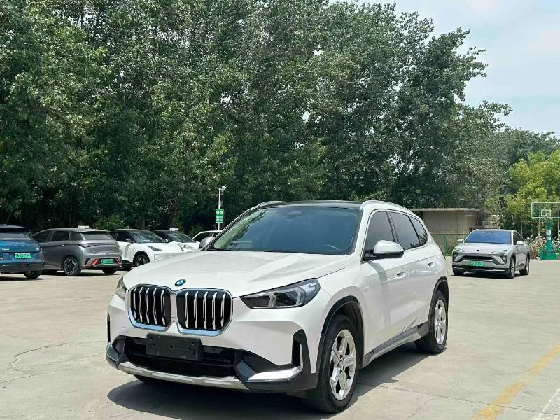 BMW X1 2023 BMW X1 2023 car image