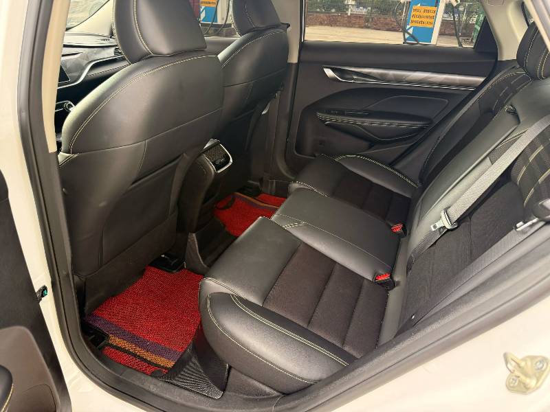 GEELY Binray 2021 car image #5