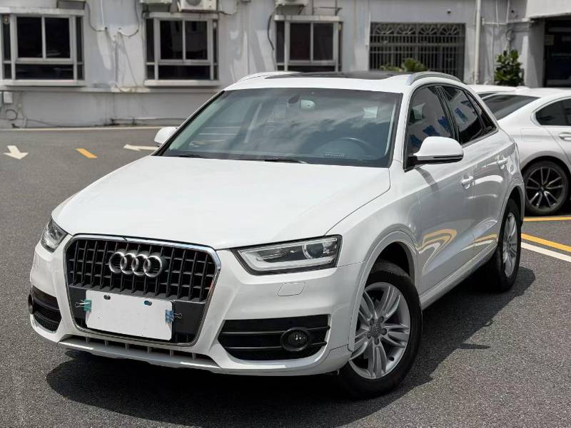 Audi Q3 2014 car image #7