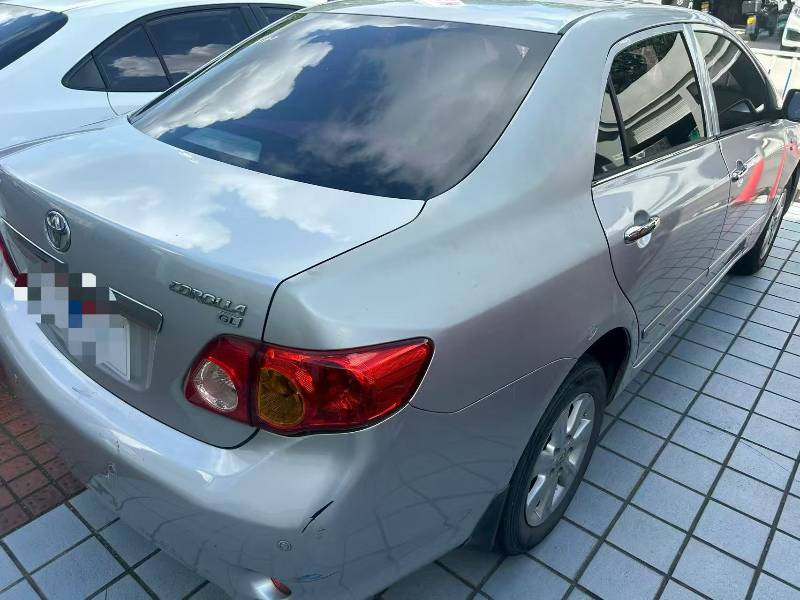 Toyota Corolla 2010 car image #4
