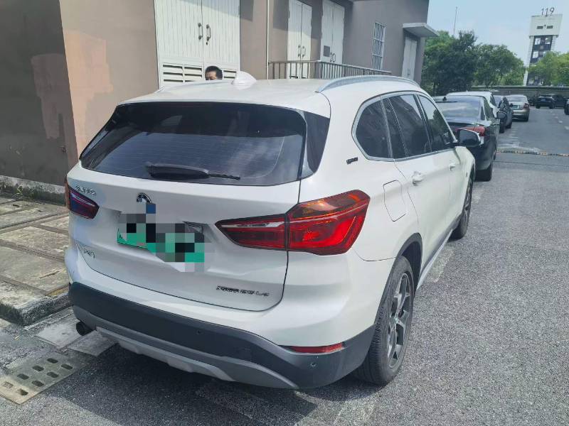 BMW X1 New Energy 2018 car image #2
