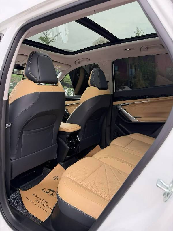 GEELY Boyue L 2025 #6 GEELY Boyue L 2025 car image #6