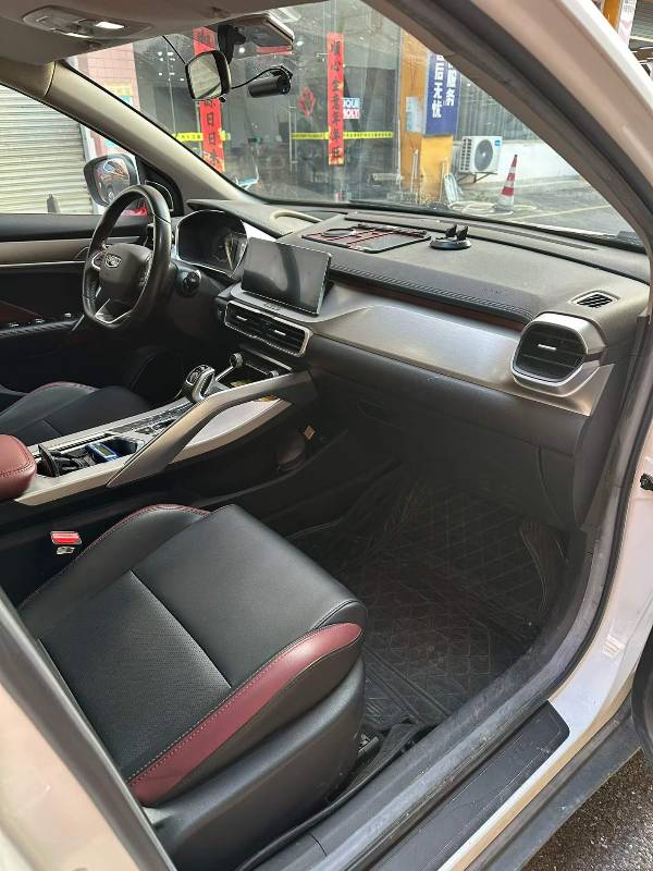 GEELY Coolray 2021 immagine di auto #6