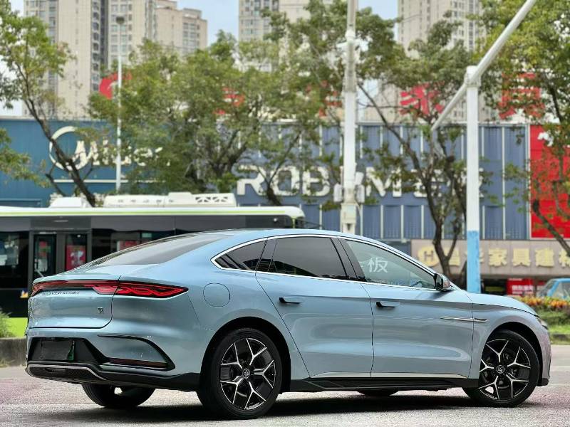 BYD Han 2024 car image #9