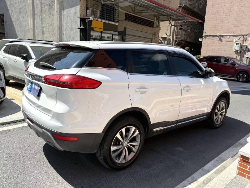 GEELY Boyue 2017 car image #9