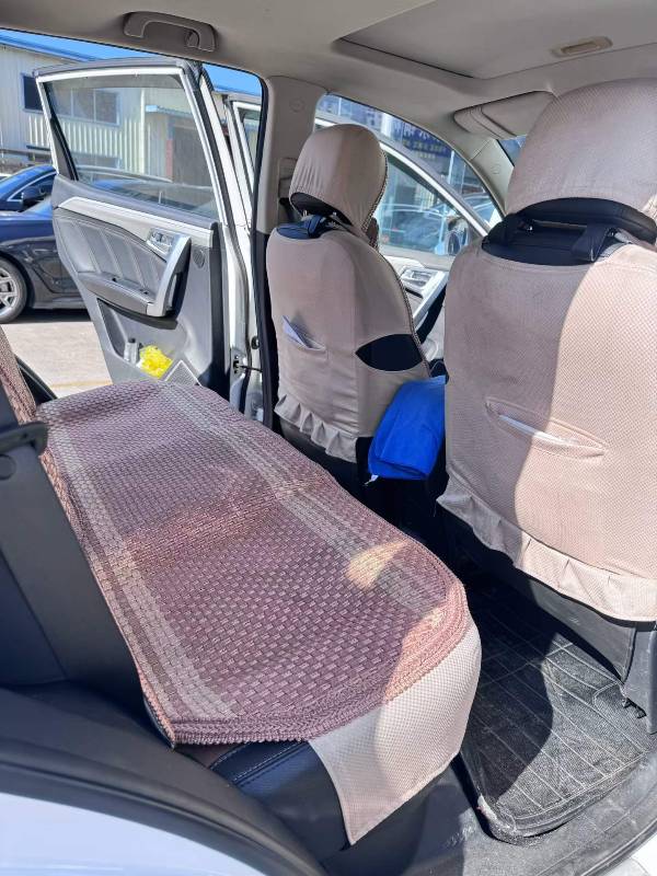 GEELY Vision X6 2018 immagine di auto #5