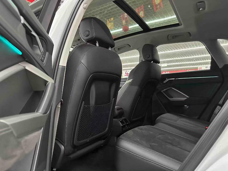 Audi Q3 2023 #6 Audi Q3 2023 car image #6