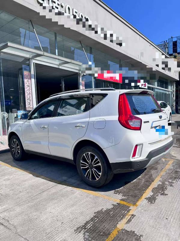 GEELY Vision X6 2018 immagine di auto #7