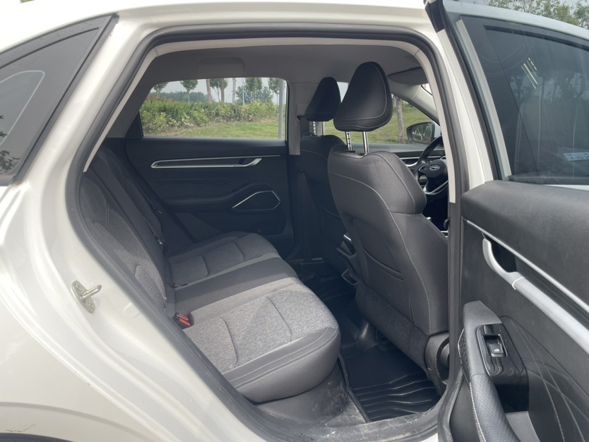 GEELY Emgrand 2023 #8 GEELY Emgrand 2023 car image #8