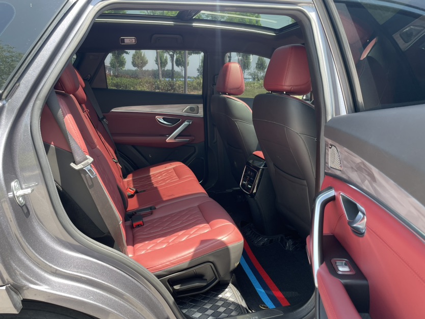 Jetour X70 PLUS 2023 car image #13