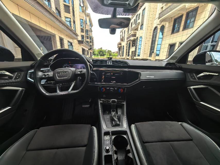 Audi Q3 2019 #9 Audi Q3 2019 immagine di auto #9