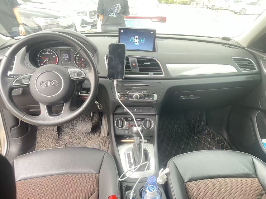 Audi Q3 2019 #3 Audi Q3 2019 car image #3