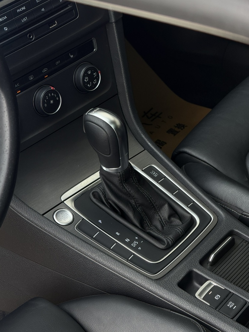 Volkswagen Golf 2015 #8 Volkswagen Golf 2015 car image #8